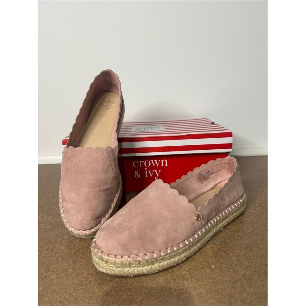 crown & ivy Blush Pink Suede Scalloped Espadrille Flats